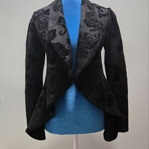 Elegant Black Floral Blazer